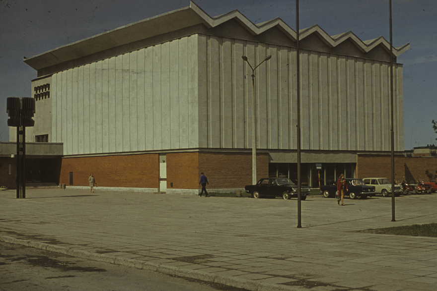 Ttü / TPI building complex in Mustamäe, view of the building's auditorium block. Architects Uno Tölpus, Henno Sepmann, Olga Kontšajeva