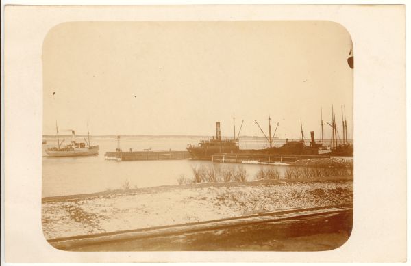 Postcard, Port of Paldiski