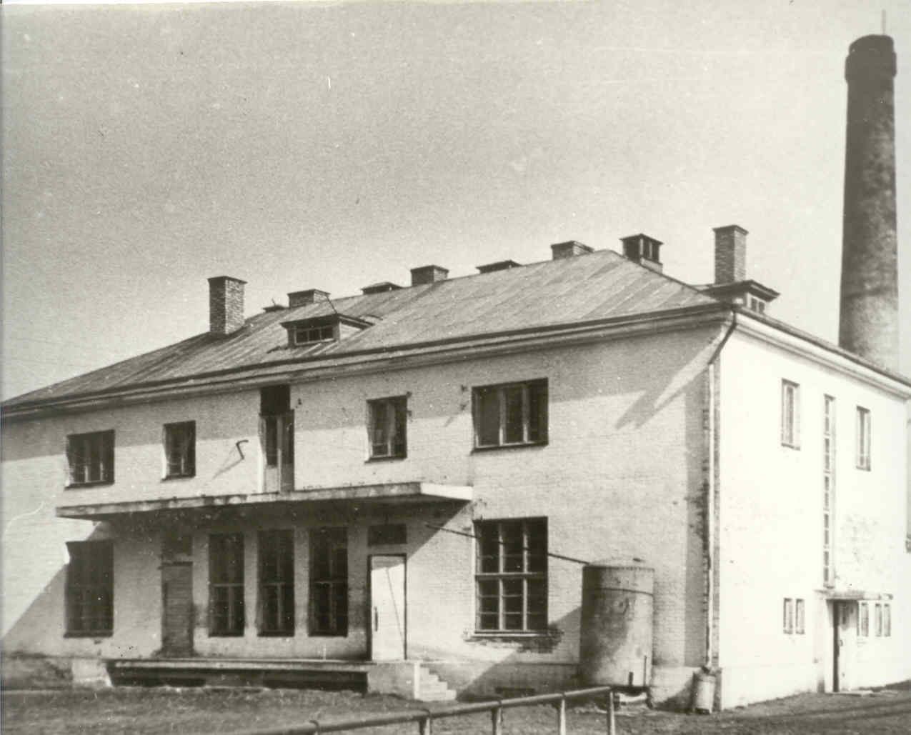 Nõo Power Industry main building in 1960s.