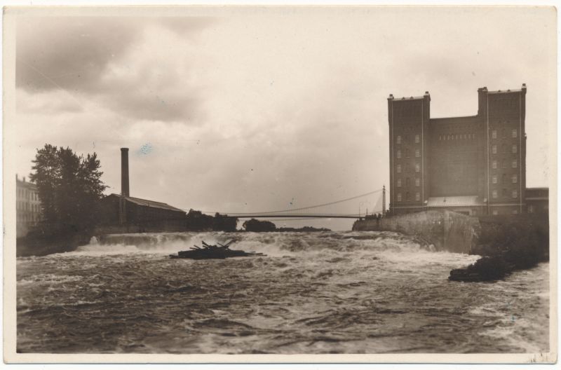Postcard. Narva, Kreenholm factory. Located in the album Hm 7955.