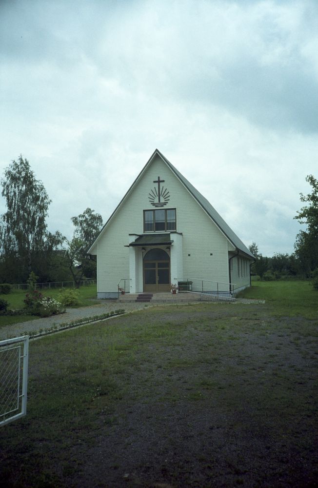 The building of the Mõisaküla congregation of the New Apostle Church.