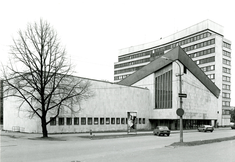 Ecb KK building and Ministry of Foreign Affairs, view of the building. Architects Uno Tölpus, Mart Port etc.