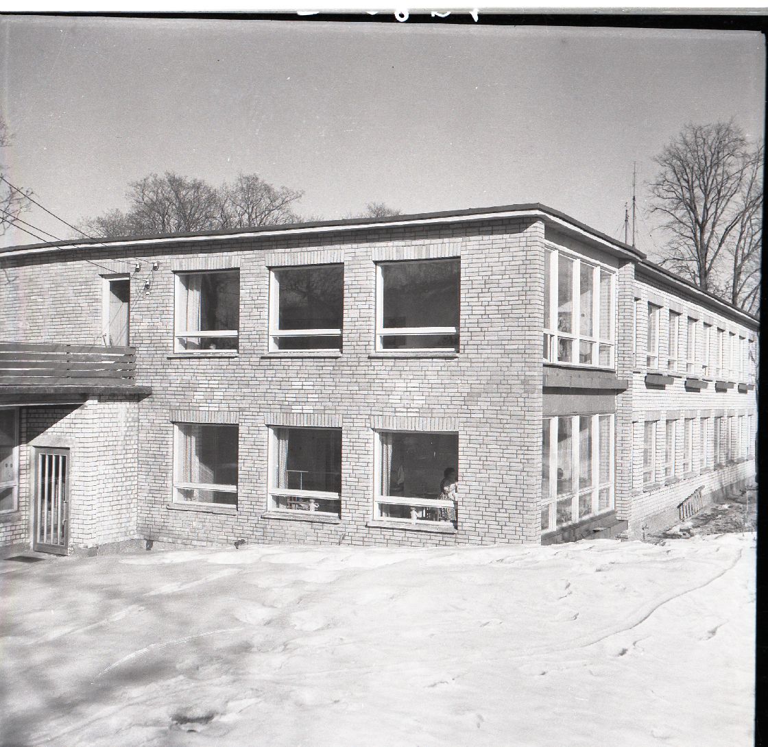 Kingissepa 1st Children's Day House in the Children's Garden Street