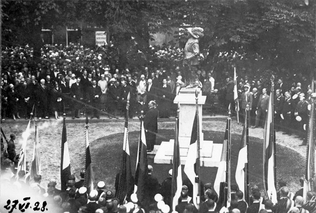 Opening of the honest pillar of Gustav Adolf