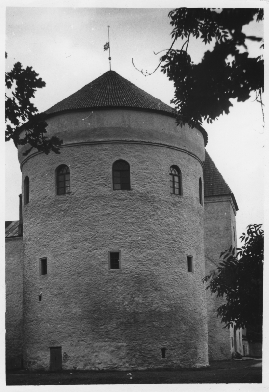 Round Tower of Kolovere Castle