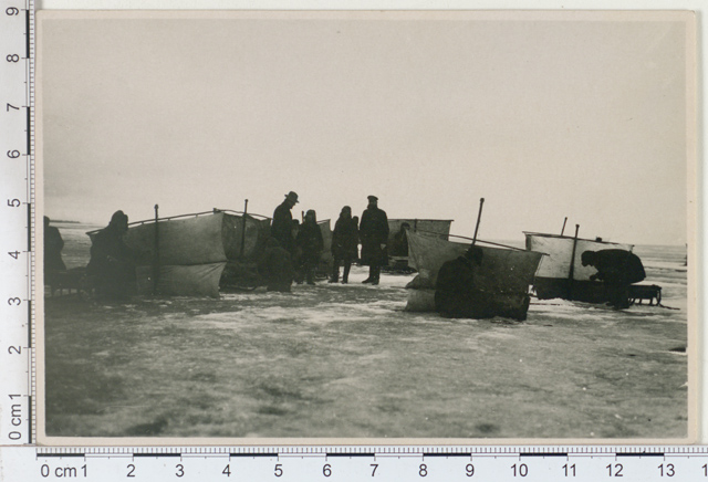 Peipsi fishermen winter catching fish in 1924