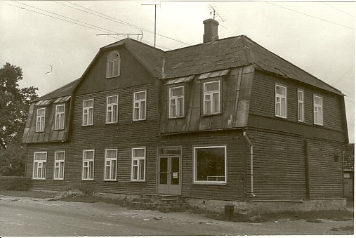 Photo, Järva-Jaani store 1984.