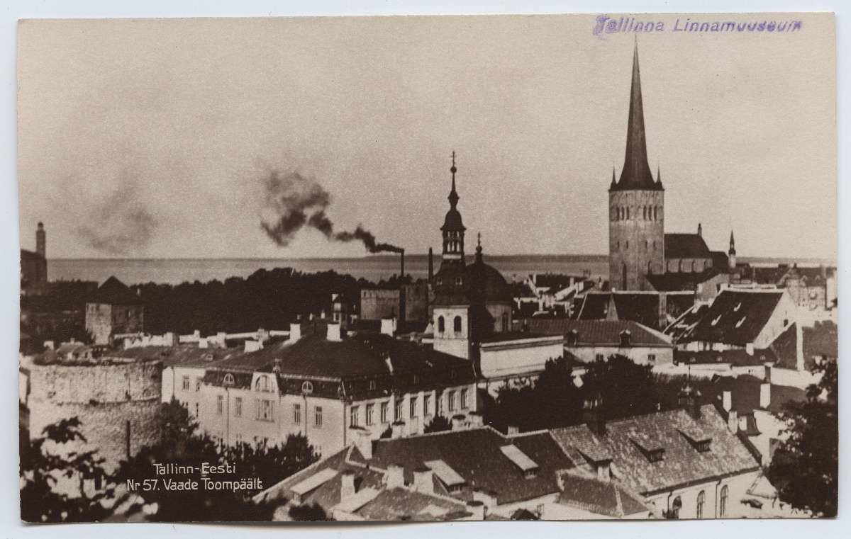 Tallinn, view from Toompea towards the east, in the middle of the Church of the Lord.
