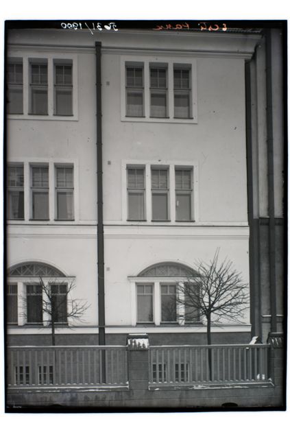View of the residential properties of servants of Eesti Pank on Kentmann Street