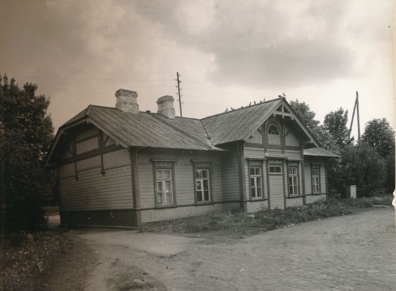 Photo. Palivere railway station. Black and white. Located: Hm 7975 - Technical monuments of Haapsalu district