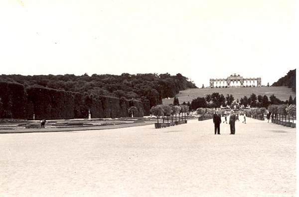 Foto Schönbrunni lossi park Viinis 06.07.1938