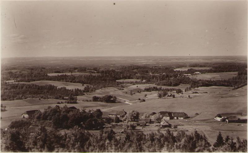 Photo. The surroundings of the Egg Mountain. 1933.