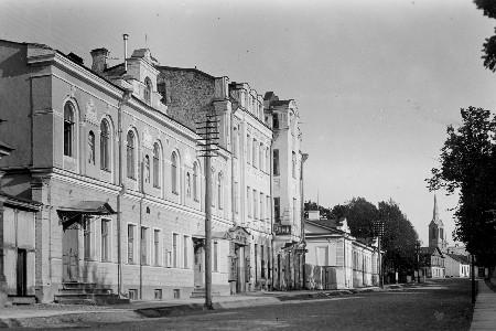 Narva. Vestervall Street