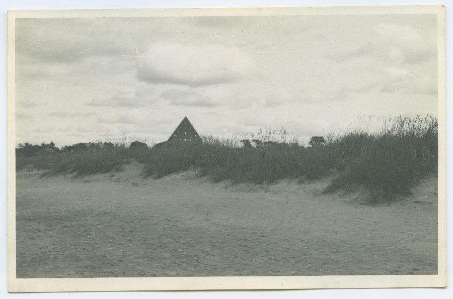 Tallinn, the ruins of the Pirita monastery from the west, a sandy beach at the forefront.