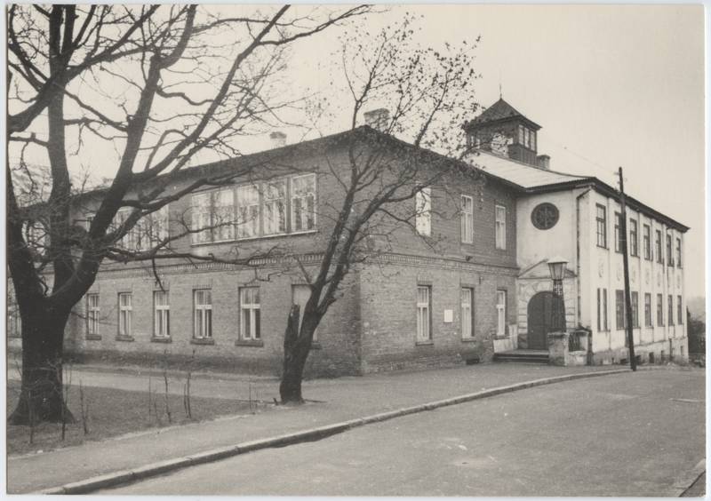Photo, Viljandi I Secondary School
