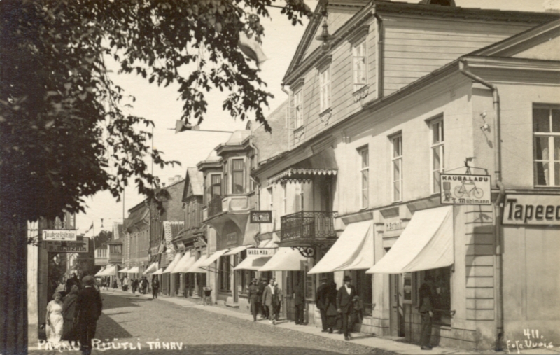 Pärnu. View of Rüütli Street.
