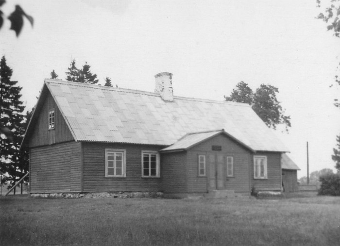 School house in Hiiumaa?