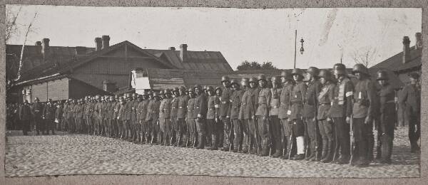 Photo. Arm train " Captain Irv" team in light in the autumn of 1919.