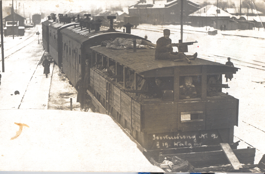 Photo. Estonian army's army's arm's arm's arm's arm's arm's train no. 2 In the days of the War of Independence in February 1919. Valgas .