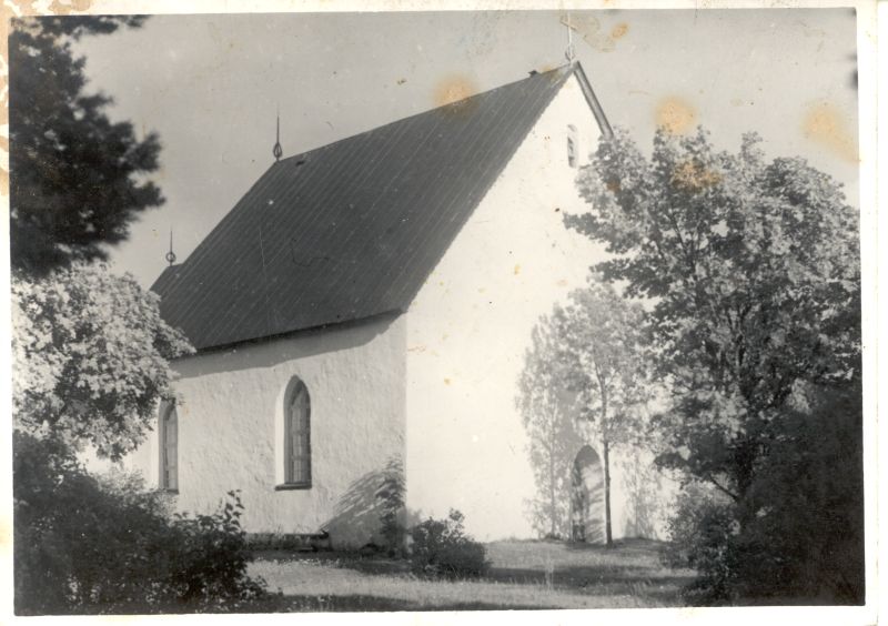 Photo. Vorms Church on the island of Vorms. Built in the XVII century. On the 1st side. Photo of Erka, Tallinn. U. 1930s. Black and white.