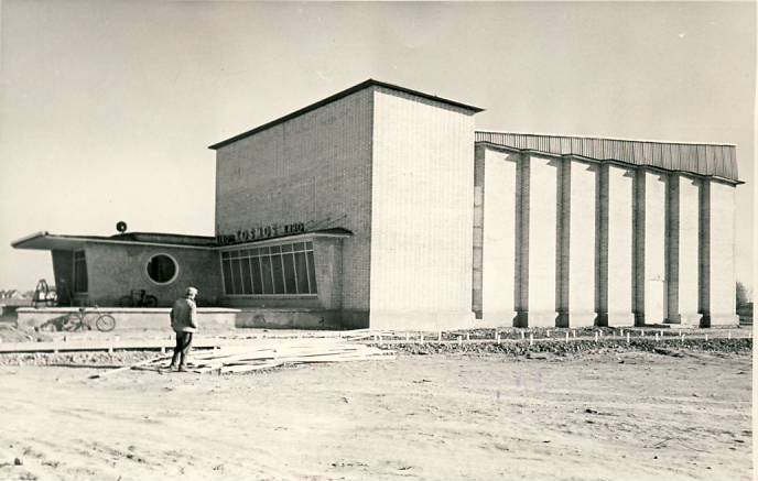 Construction of the cinema "Kosmos" in Kohtla-Järvel
