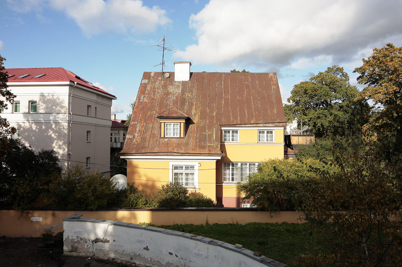 August Reieri villa Kadriorg (later Vatican Embassy) view of the building. Architect Herbert Johanson