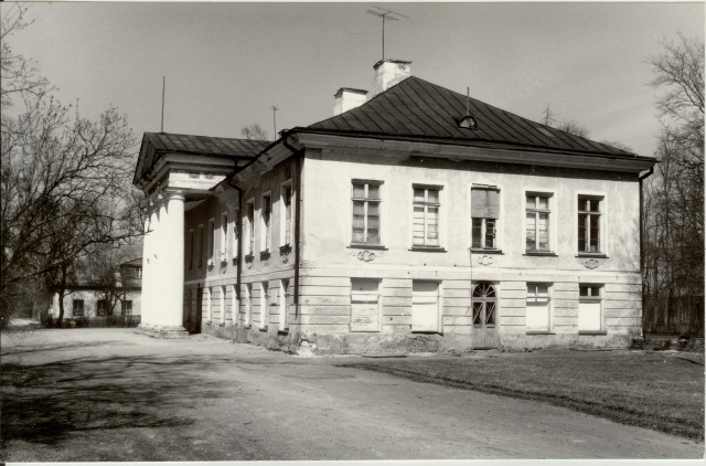 Photo Aruküla manor building 1988