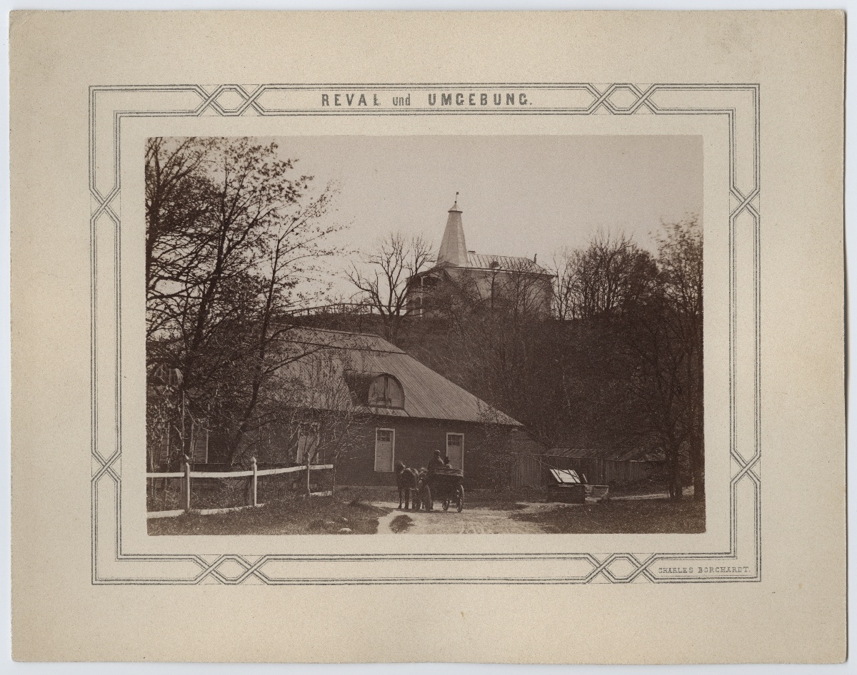 Tallinn, white lighthouse, view from the Peetri House. Series "Reval und Umfeld".