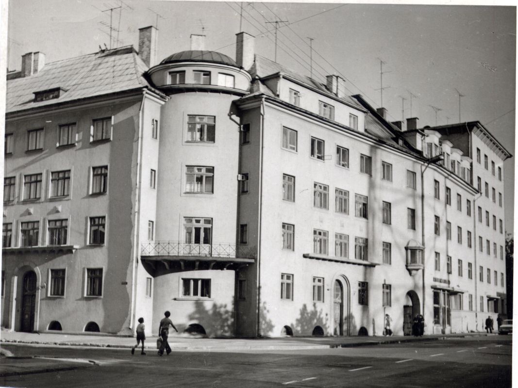 Construction company "Tare" residential building in Tallinn, Kreutzwald 17 (arh. Herbert Johanson, 1925). Leo Gens Quantity