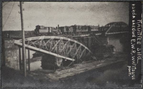 Photo, improved railway bridge.