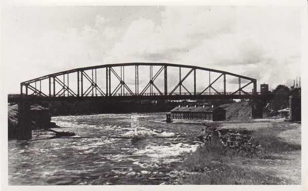 Narva. Railway bridge