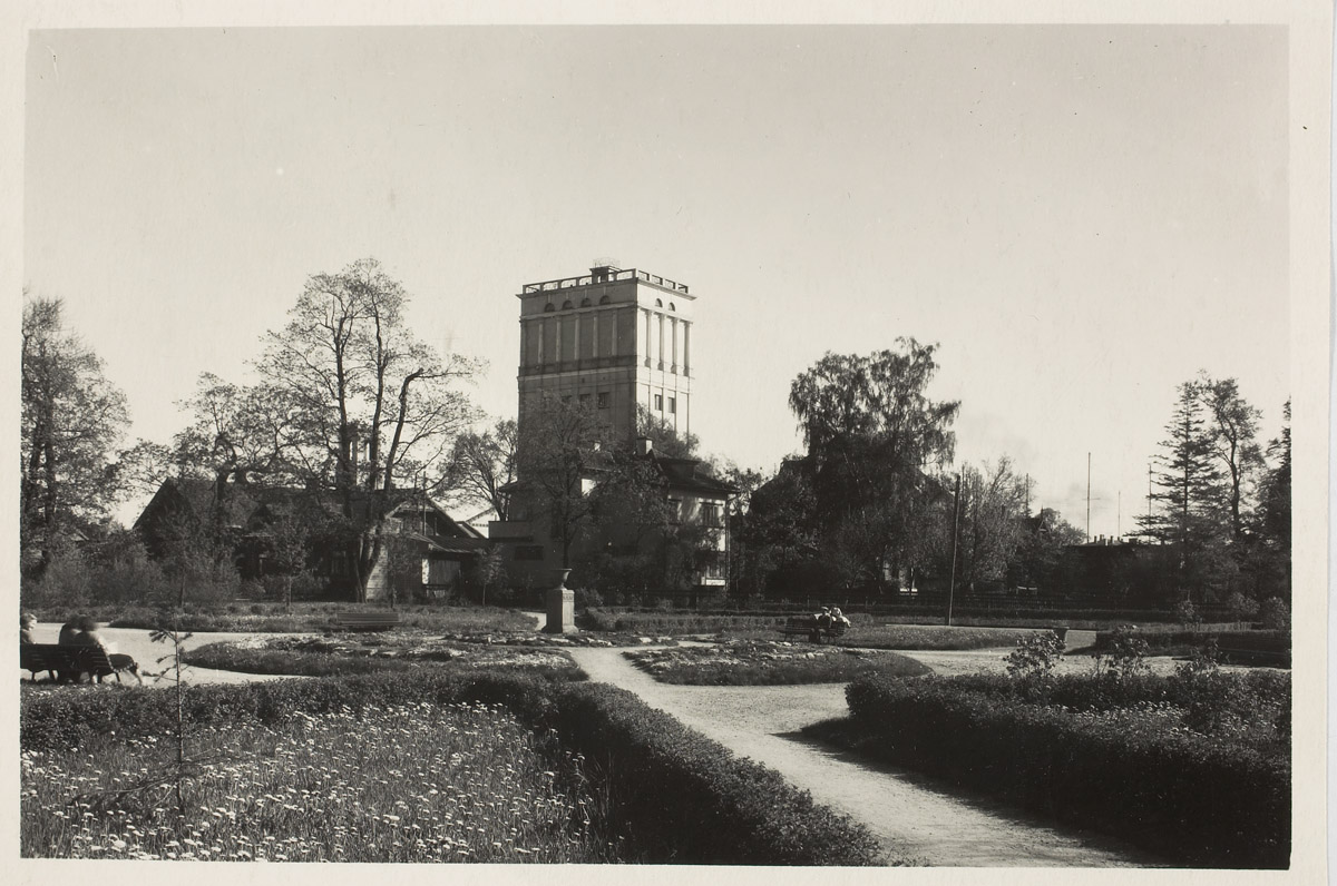View to the water tower from the south. Tartu 1956