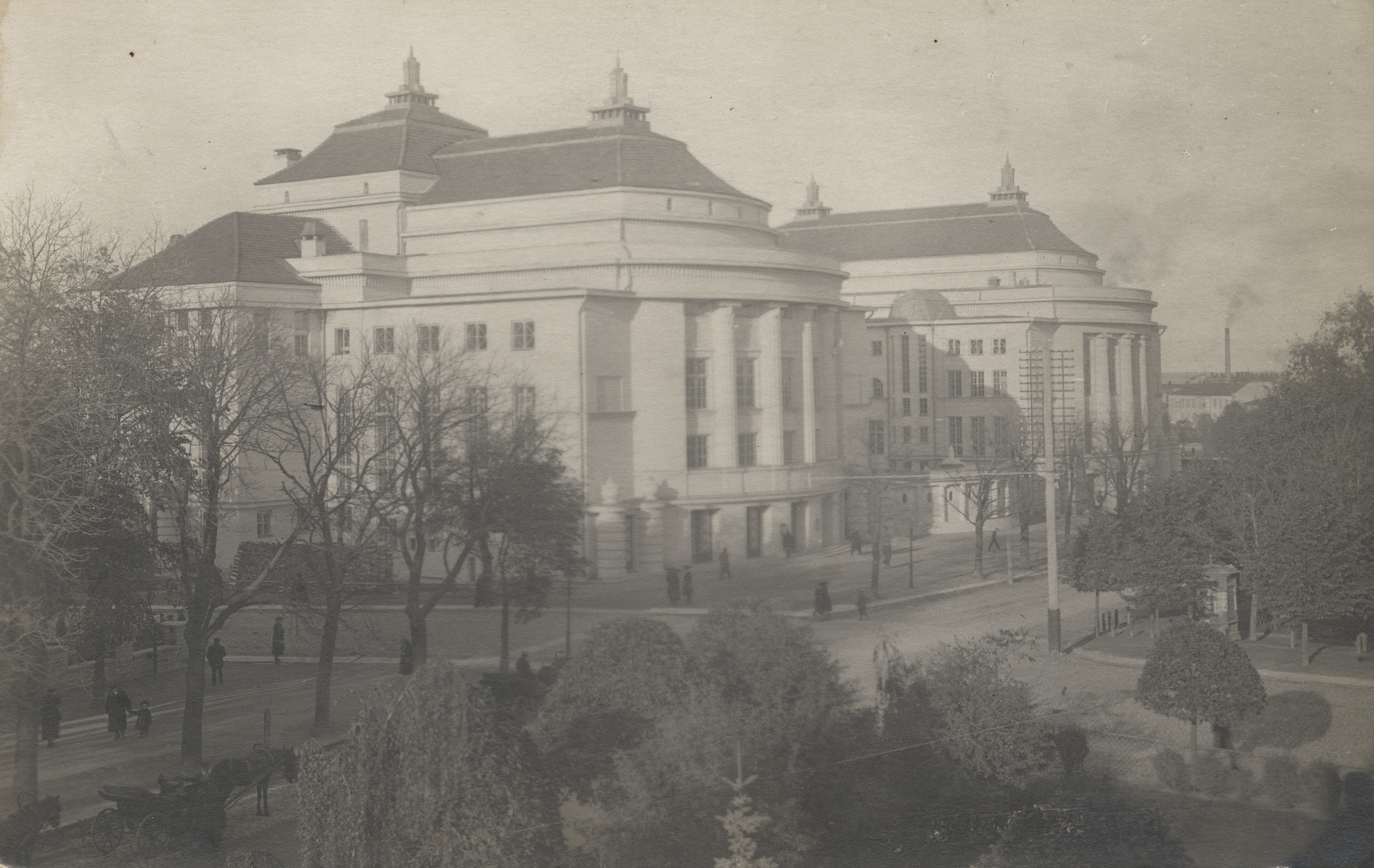 [tallinn] : [Estonia Theatre]