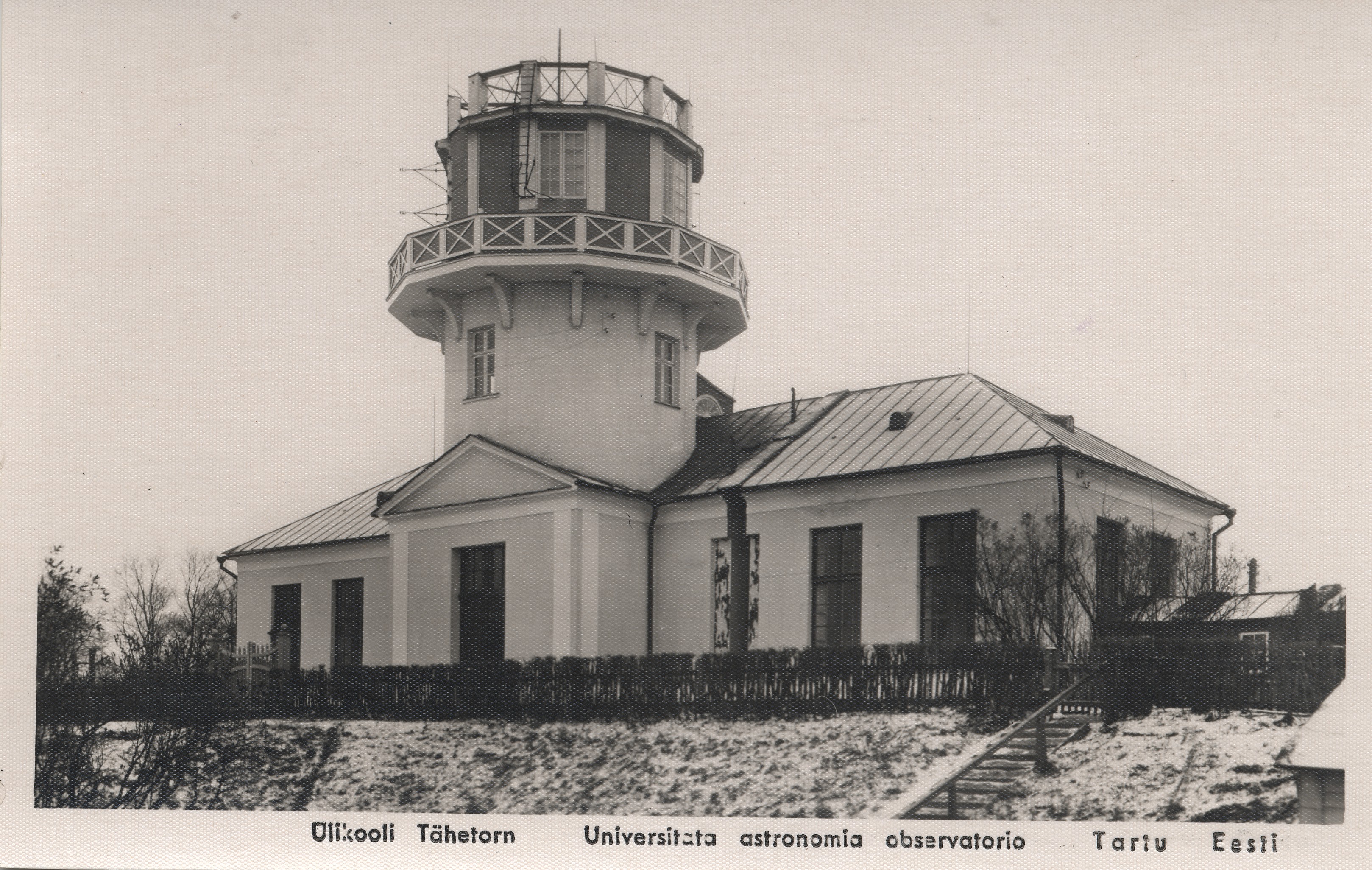 Tartu Estonia : University Star Tower = Universitata Astronomy Observatory