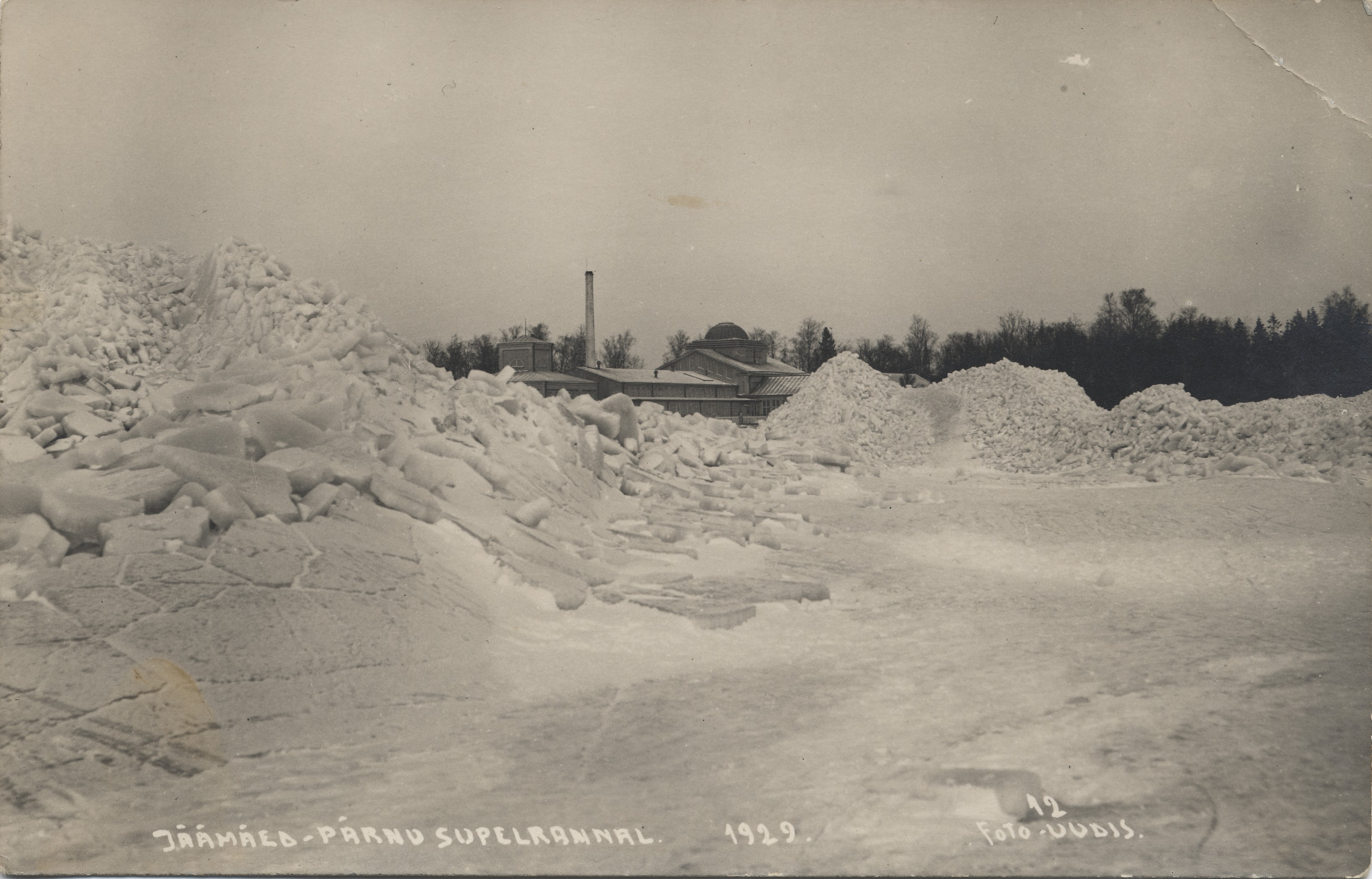 Icebergs on the coast of Pärnu 1929