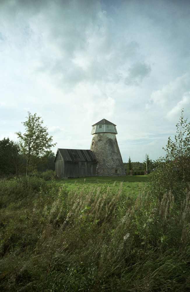 Oiu karjamõisa Dutch type stone windmill