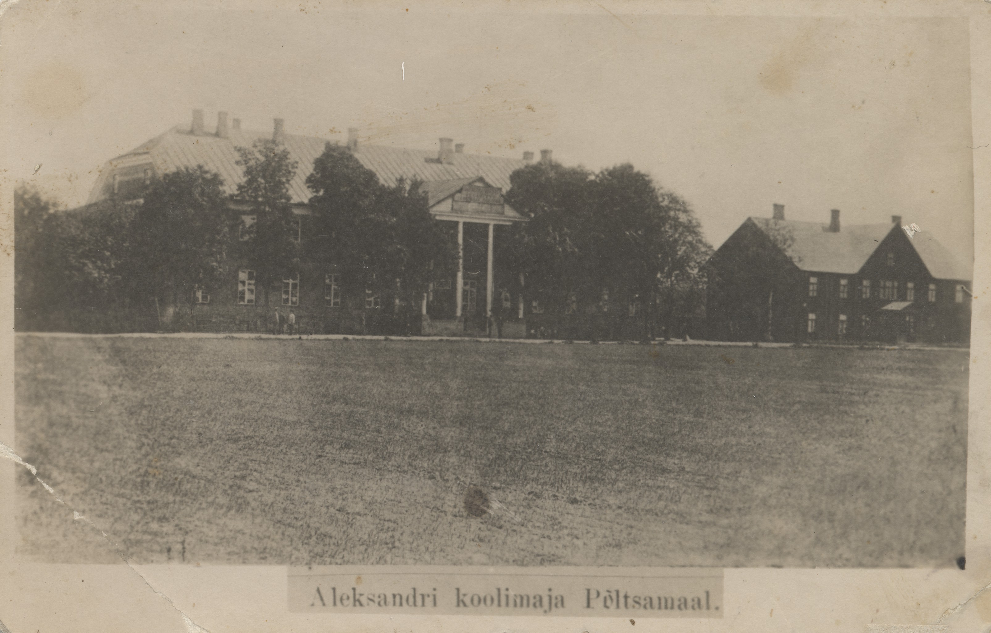 Aleksandri schoolhouse in Põltsamaa