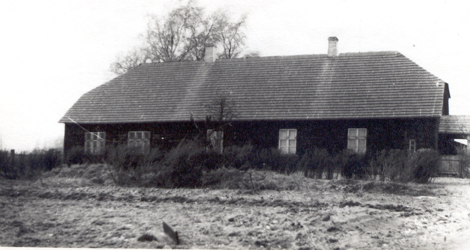 Photo.vastse-otepää schoolhouse, rear view