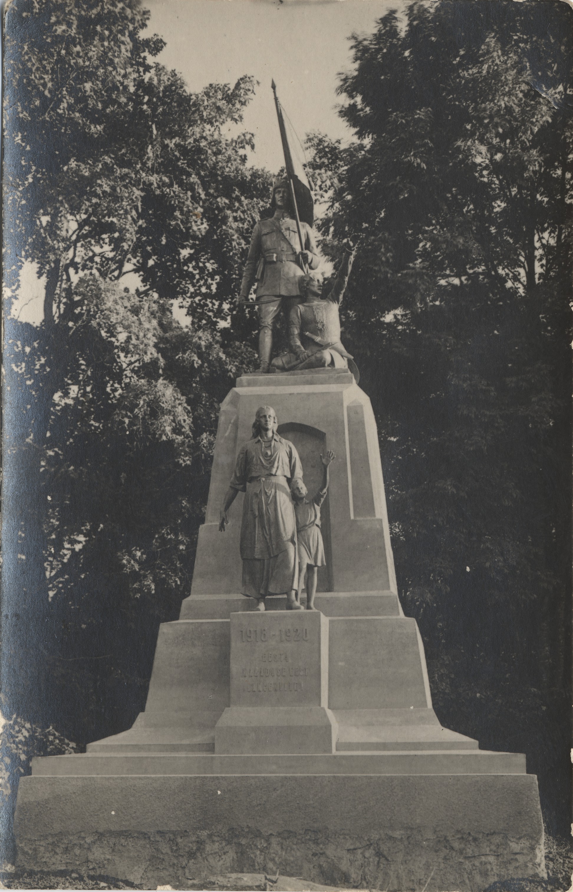 [the monument of the War of Independence in Viljandi]