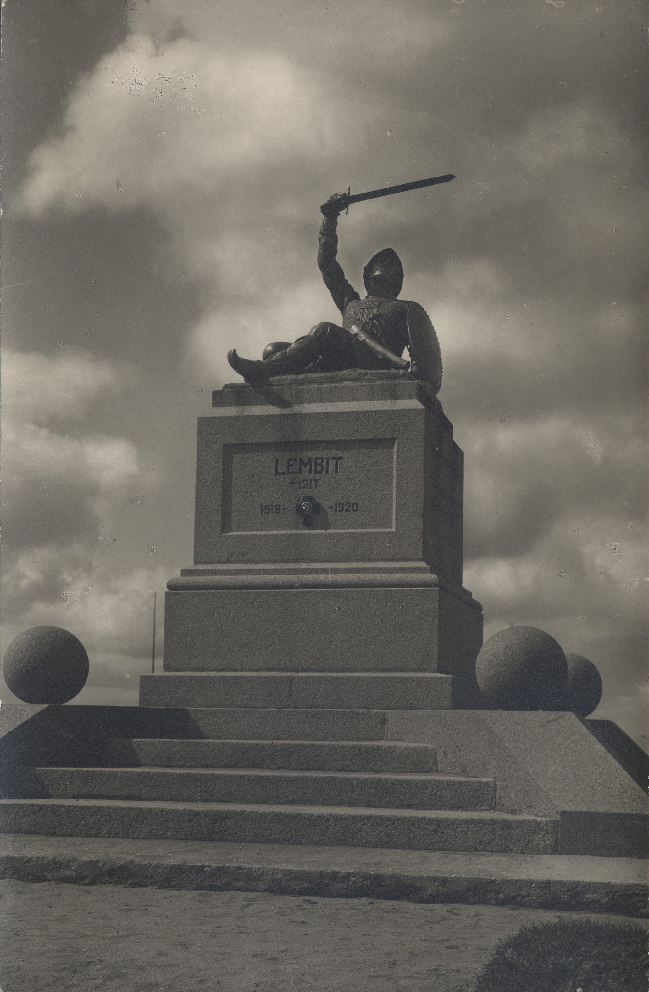 [the monument of the Great-Jaanian War of Independence]