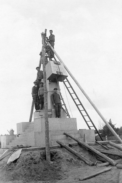 Construction of the memory pillar of the War of Independence