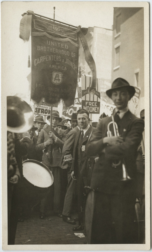 Ameerika Puuseppade ja Tislerite Ühendatud Vennaskond maiparaadil, 1930ndad / United Brotherhood of Carpenters and Joiners of America on May Day parade, 1930s