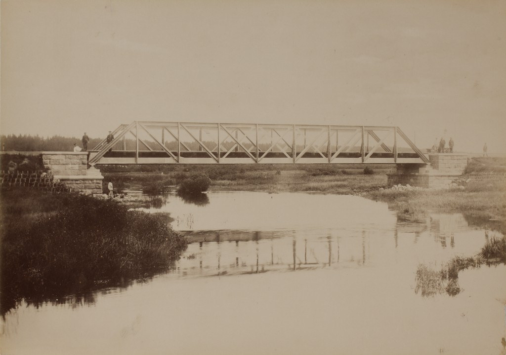 Raudteesild üle Piusa jõe / Railway bridge over the Piusa River