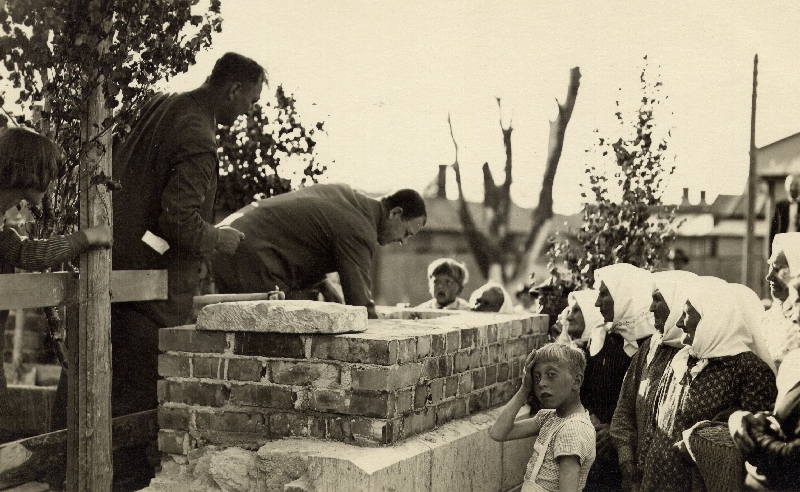 Construction of the building of the Rakvere Department of Eesti Pank, cornerstone, views. Architect Ferdinand Adoff