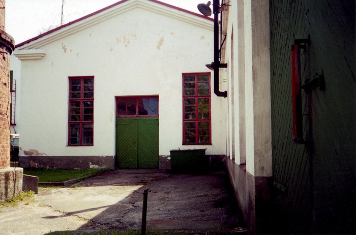 Color photo. View of the buildings of Kärdla power plant