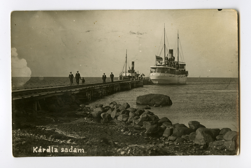 Ratasaurik "Dagmar" and "Solid" at Kärdla port