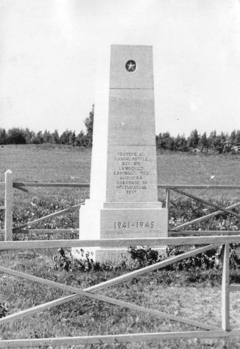 Heltermaal monument for the Deaths in Great Isamaas War