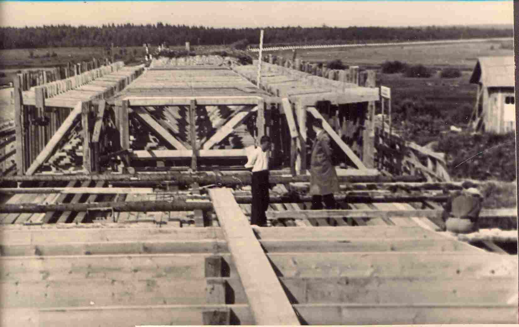 Photo Construction of Kärevere reinforced concrete bridge