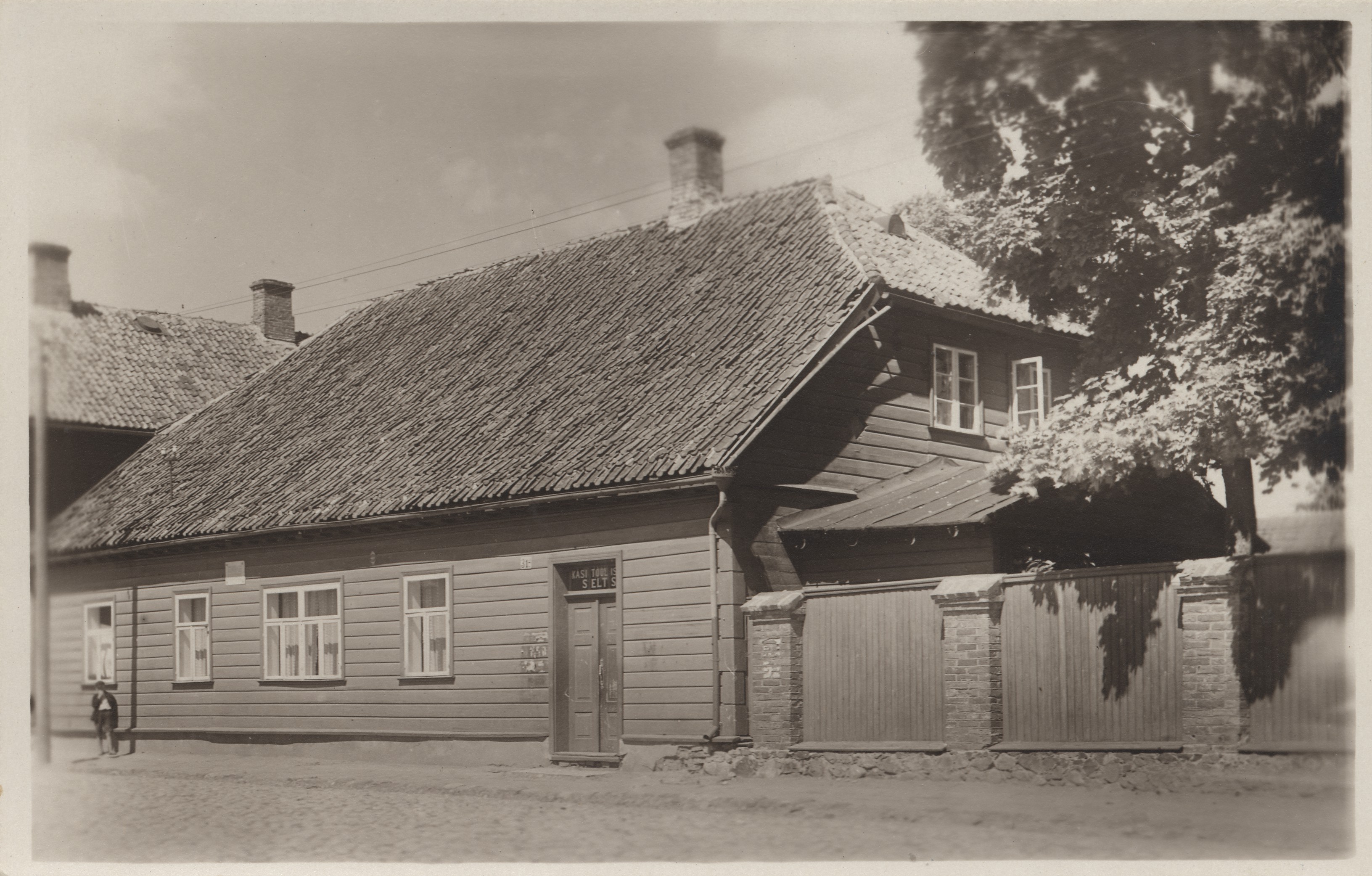 Estonia : Võru Kreuzvaldi maja