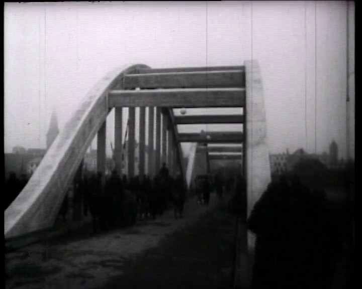 Frame from "Pärnu Suursilla Opening (Estonian Cultural Film Circle No. 36)" 0:02:12.761